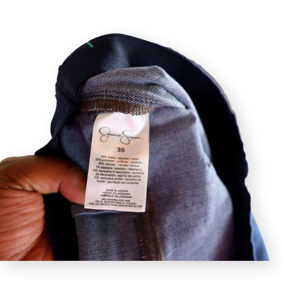 Jessica Simpson Dark Wash Elastic Waist Bootleg Jeans 30 - Picture 5 of 9